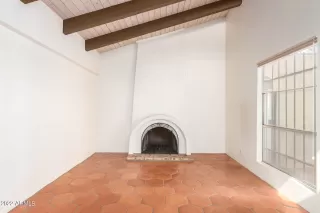 Photo #6: 6359714 Listing