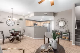 Photo #6: 6359752 Listing 