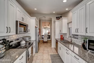 Photo #4: 6359760 Listing 