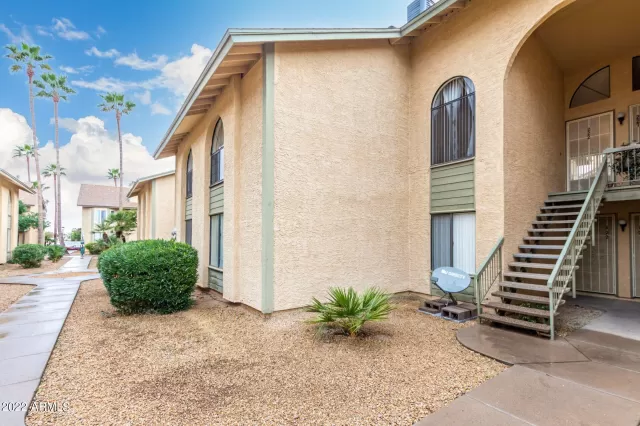 MLS: 6359938 Condo For Sale