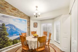 Photo #6: 6359938 Listing 