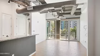 Photo #1: 6359944 Listing 