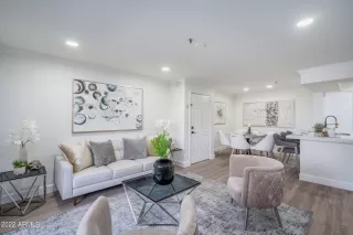 Photo #3: 6360405 Listing 