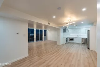 Photo #4: 6360455 Listing 