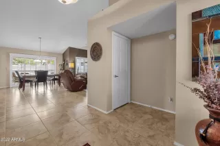 Photo #5: 6360512 Listing