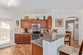 Photo #2: 6360603 Listing