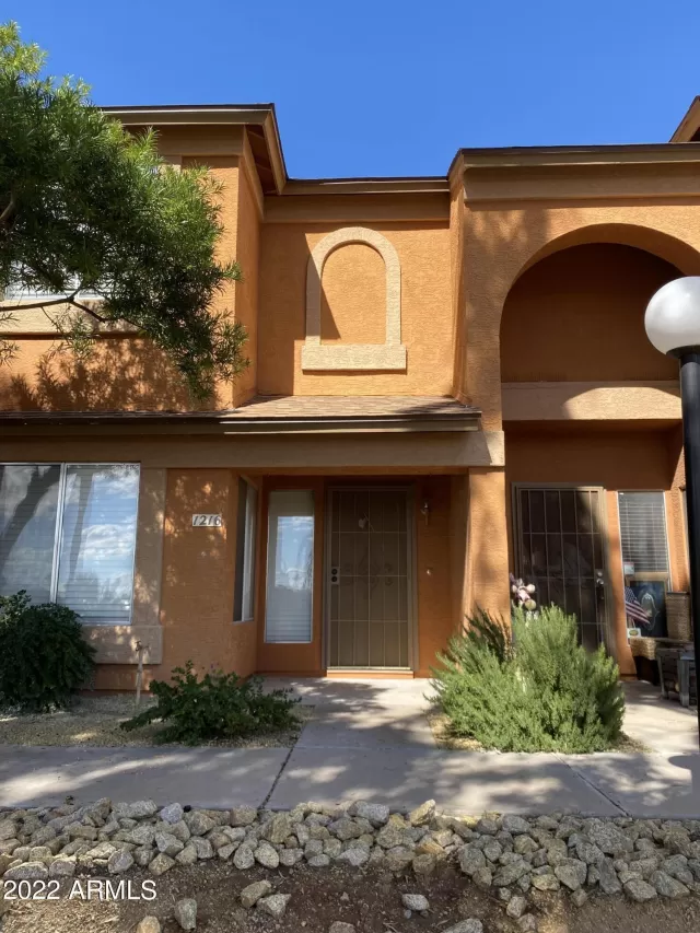 MLS: 6360622 Condo For Sale