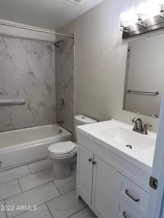 Photo #5: 6360778 Listing