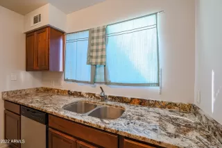 Photo #6: 6360981 Listing 