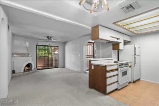 Photo #5: 6361004 Listing 