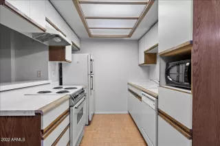 Photo #6: 6361004 Listing 