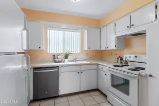 Photo #4: 6361123 Listing 