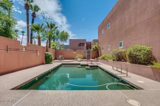 Photo #2: 6361180 Listing