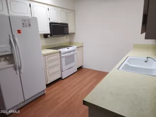 Photo #1: 6361286 Listing