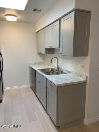 Photo #2: 6361296 Listing 