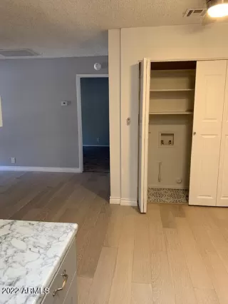 Photo #5: 6361296 Listing 