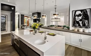 Photo #5: 6361311 Listing