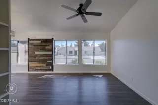 Photo #4: 6361703 Listing