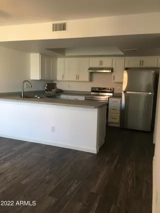 Photo #2: 6361812 Listing