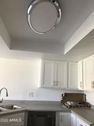 Photo #6: 6361812 Listing