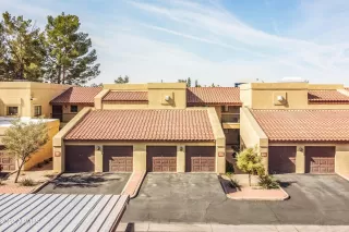 Photo #3: 6361827 Listing