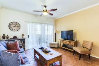 Photo #1: 6362022 Listing 