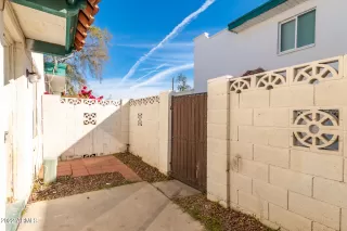 Photo #3: 6362055 Listing 