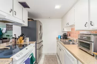 Photo #5: 6362111 Listing 