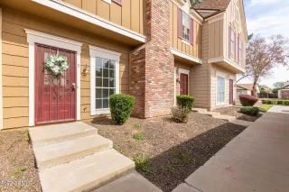 Photo #2: 6362202 Listing