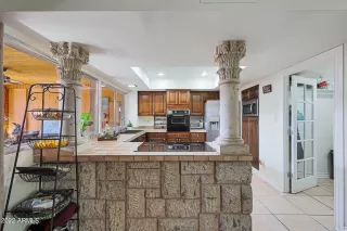 Photo #5: 6362318 Listing 