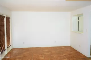 Photo #4: 6362584 Listing