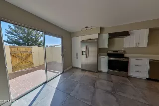 Photo #6: 6362590 Listing