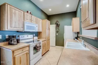 Photo #3: 6362635 Listing