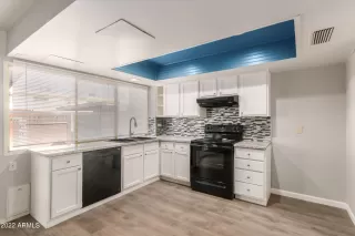 Photo #1: 6362698 Listing