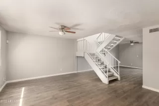 Photo #6: 6362698 Listing