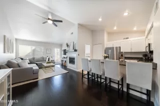 Photo #4: 6362897 Listing