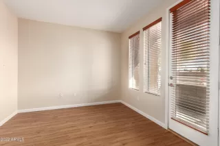 Photo #6: 6362899 Listing