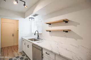 Photo #2: 6362971 Listing