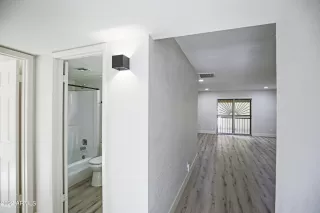 Photo #5: 6362971 Listing