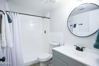Photo #6: 6362971 Listing