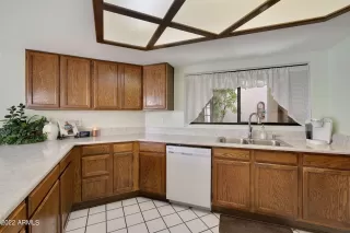 Photo #5: 6362991 Listing 