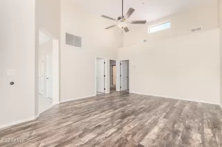 Photo #6: 6363184 Listing 