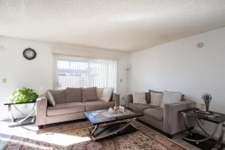 Photo #2: 6363278 Listing