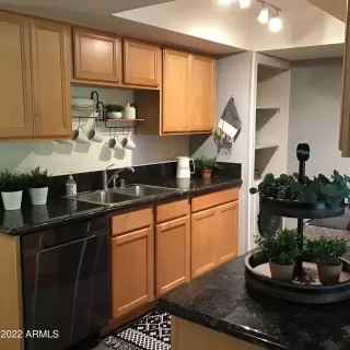 Photo #6: 6363390 Listing