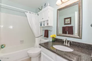 Photo #6: 6363495 Listing