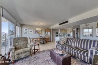 Photo #6: 6363569 Listing 