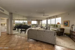 Photo #5: 6363608 Listing