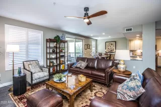 Photo #3: 6363761 Listing