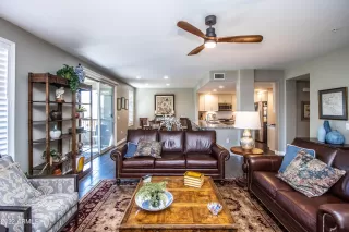 Photo #4: 6363761 Listing