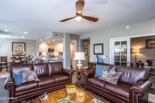 Photo #6: 6363761 Listing